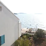 Apartment By The Sea Brodarica, Sibenik - 13615 *