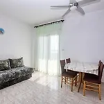 Apartment By The Sea Brodarica, Sibenik - 13615 *