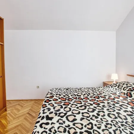 Apartment By The Sea Brodarica, Sibenik - 13615
